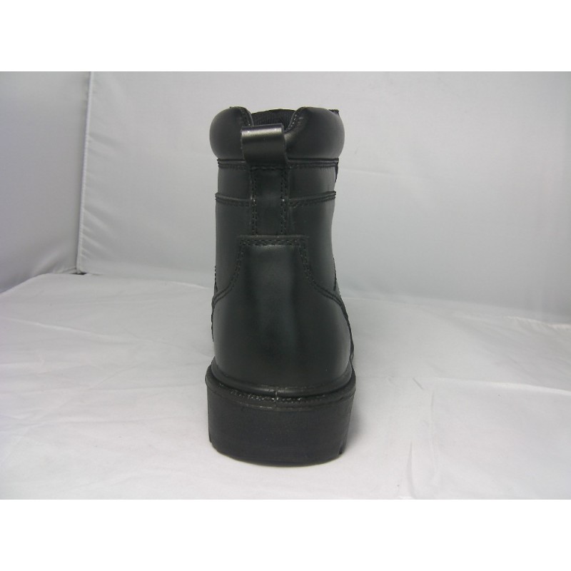 Rugged waterproof safety boots YF01540